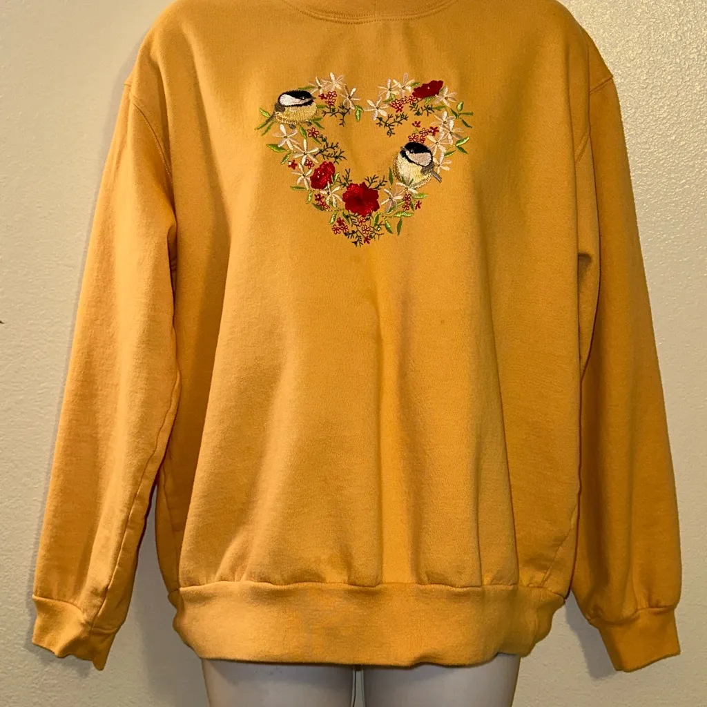 Morning Sun Embroidered Chickadee Floral Heart Sweatshirt – Size L Yellow Size L - Image 1