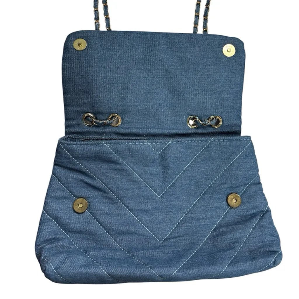 Blue Denim Chevron Quilted Snap Closure Shoulder Bag - Image 4
