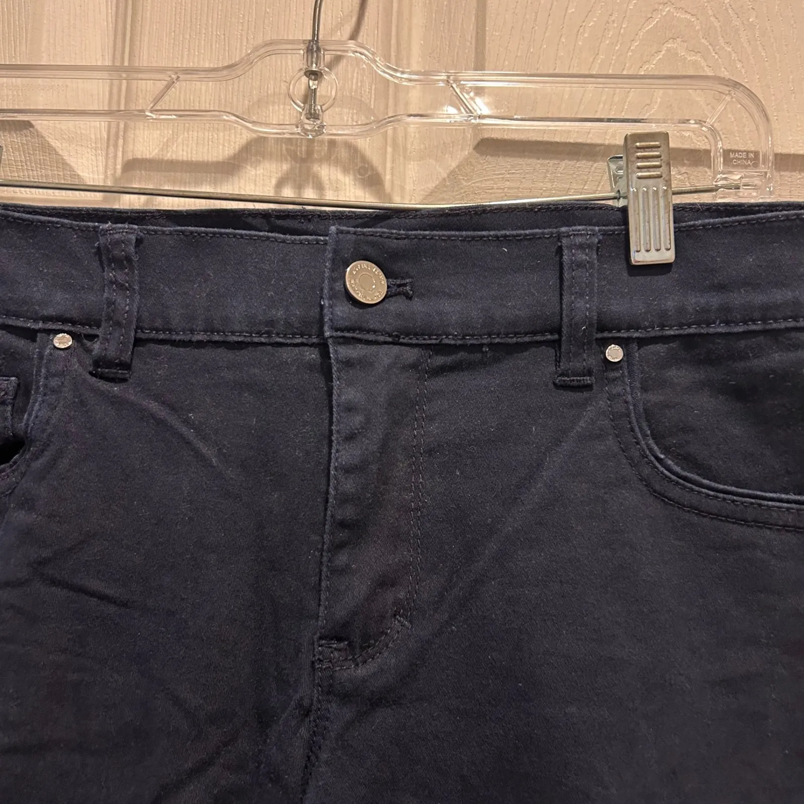 White House Black Market Skimmer Navy Blue Cropped Pants Women Size 14 Buttons - Image 3