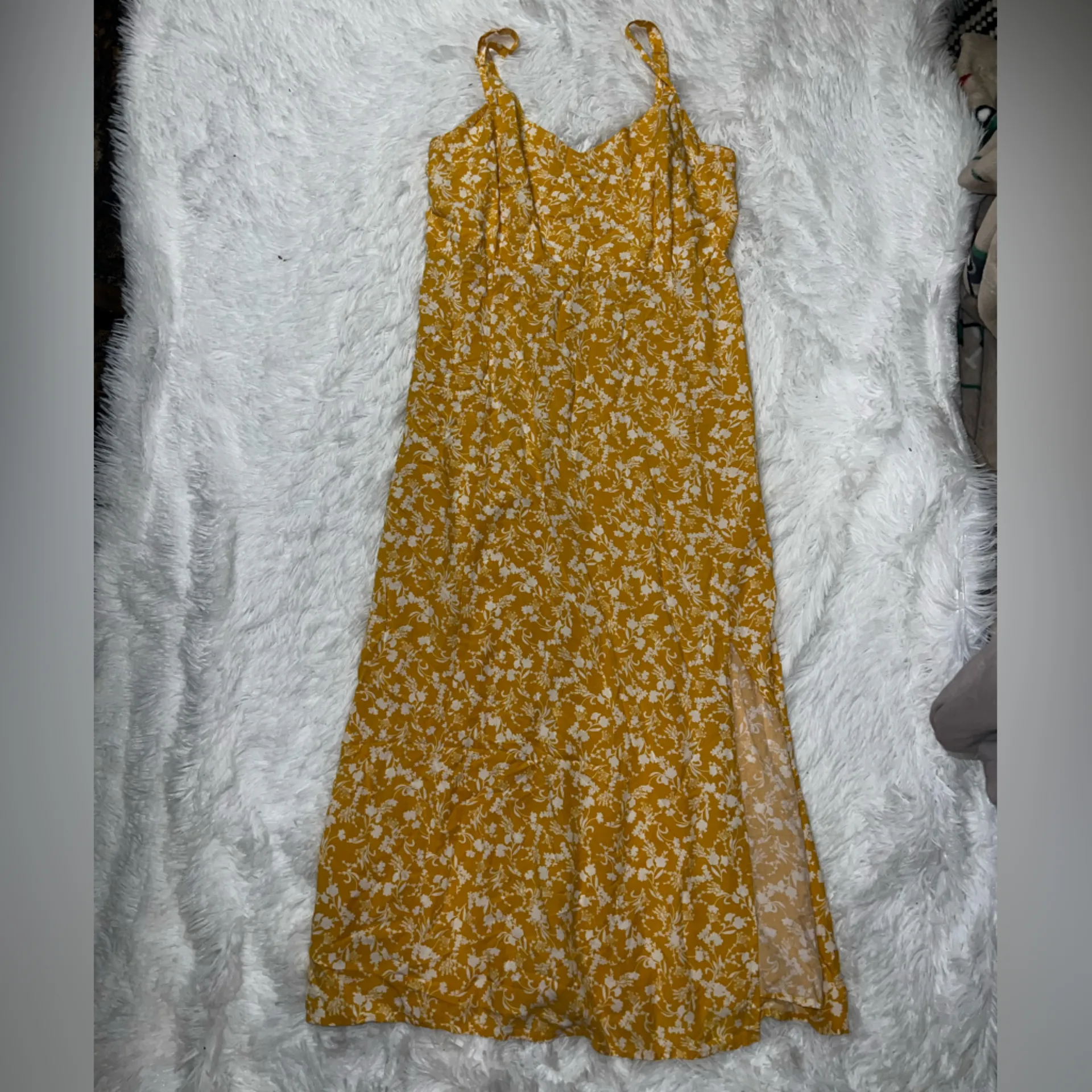 Old Navy Yellow Floral Midi Summer Sun Dress size XL with side slit - Image 2