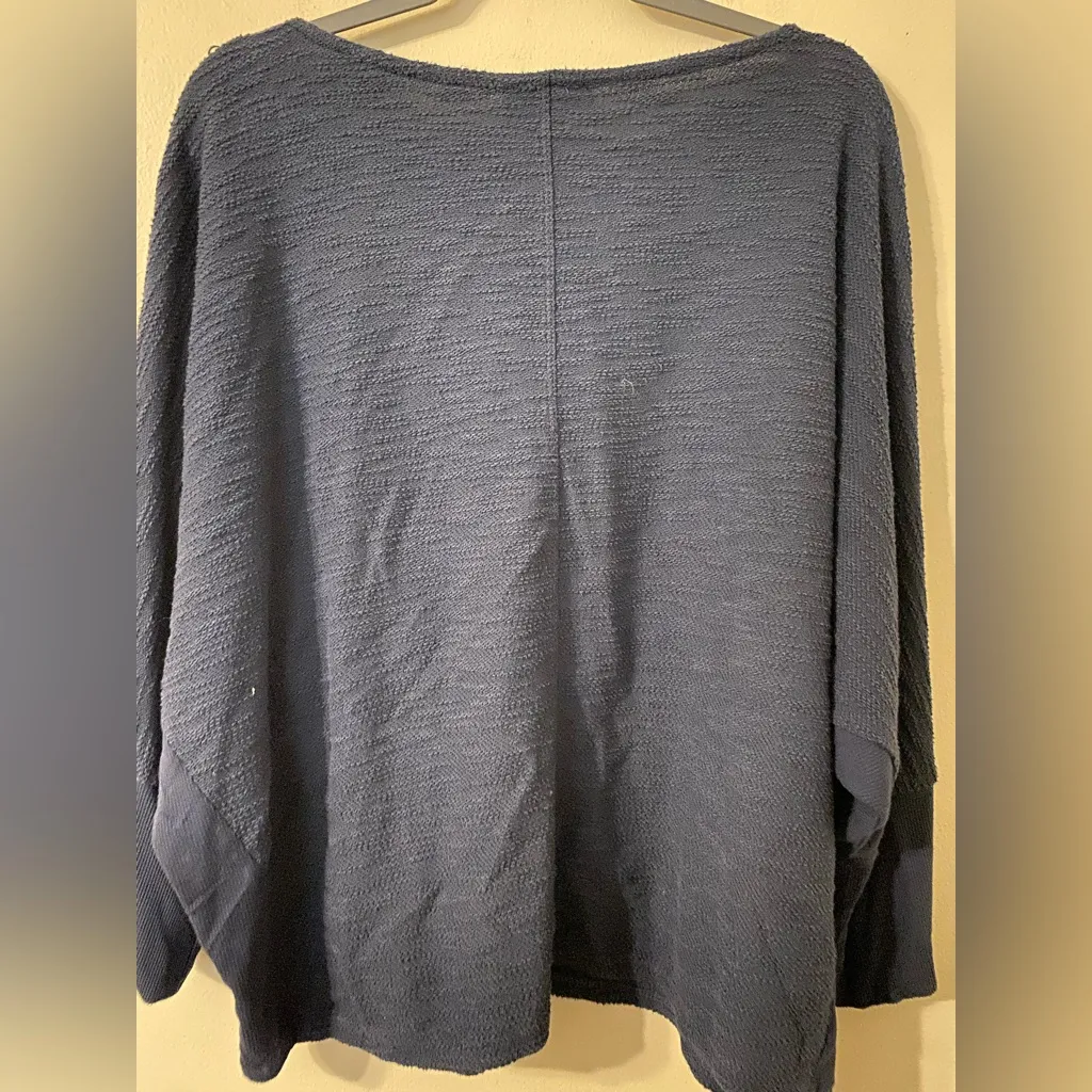 Women's FDJ French Dressing Jeans Blue Roses Long Sleeve Thermal Tee Size XXL - Image 4