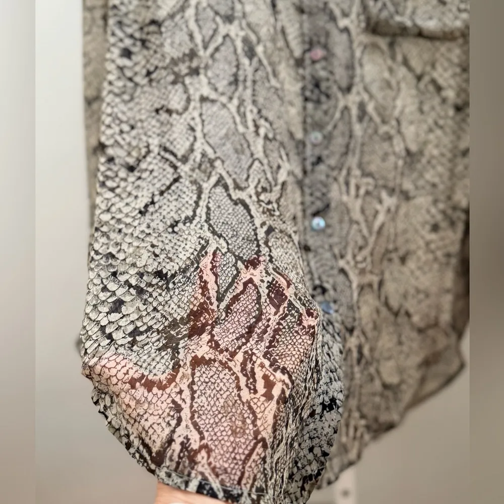 EQUIPMENT FEMME 100% Silk Python Print Button Up Blouse Semi Sheer Blouse Small - Image 3