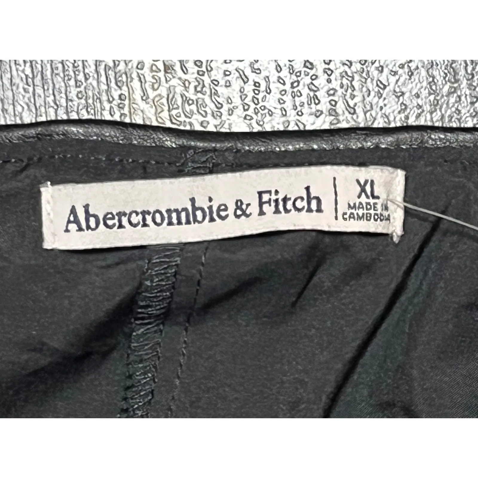 NWT Abercrombie & Fitch Faux Leather Mini Skirt Black XL Lined Shorts Grunge NYE - Image 4