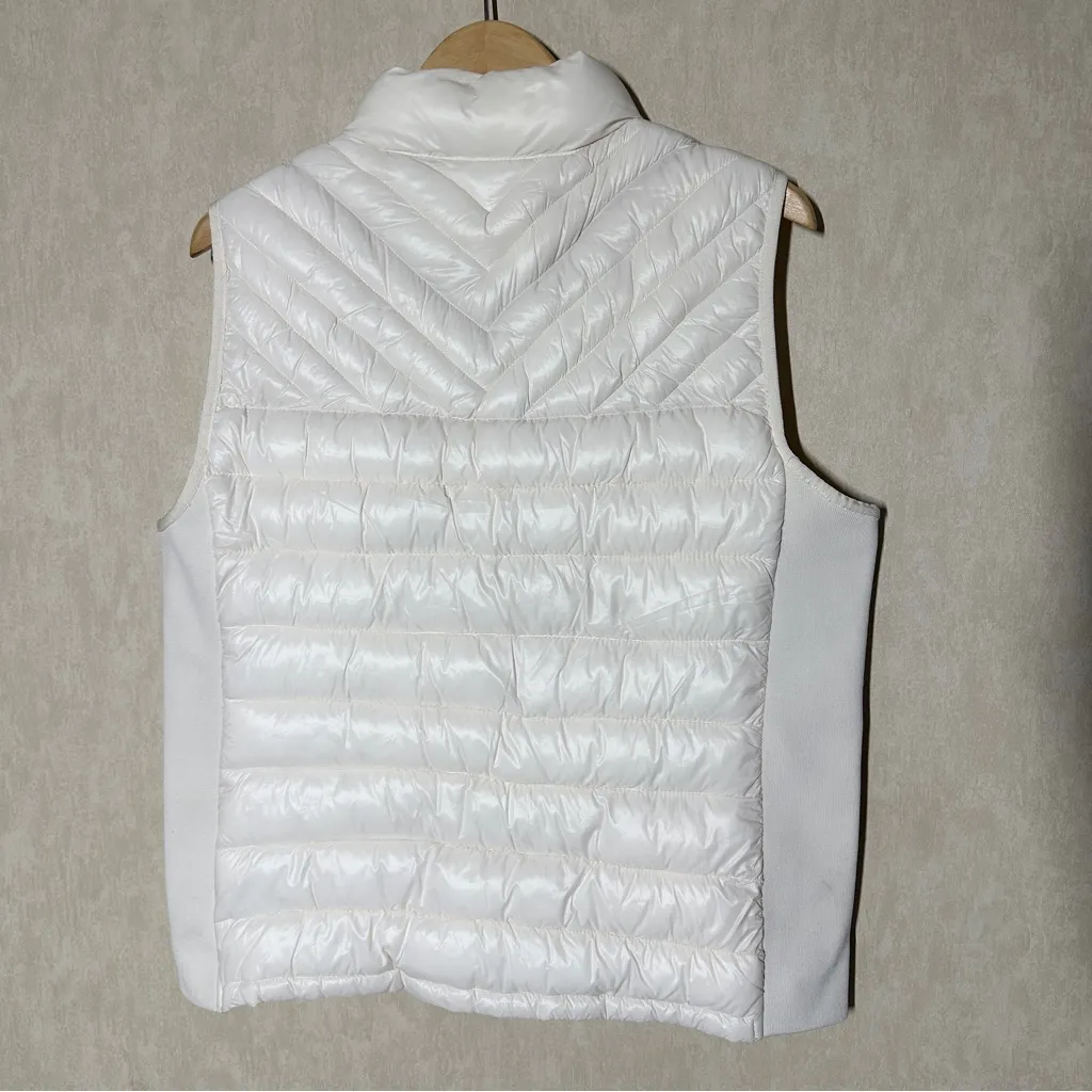 GAP Women’s Primaloft Puffer Quilted Vest Jacket Full Zip in Ivory Frost XL - Image 4