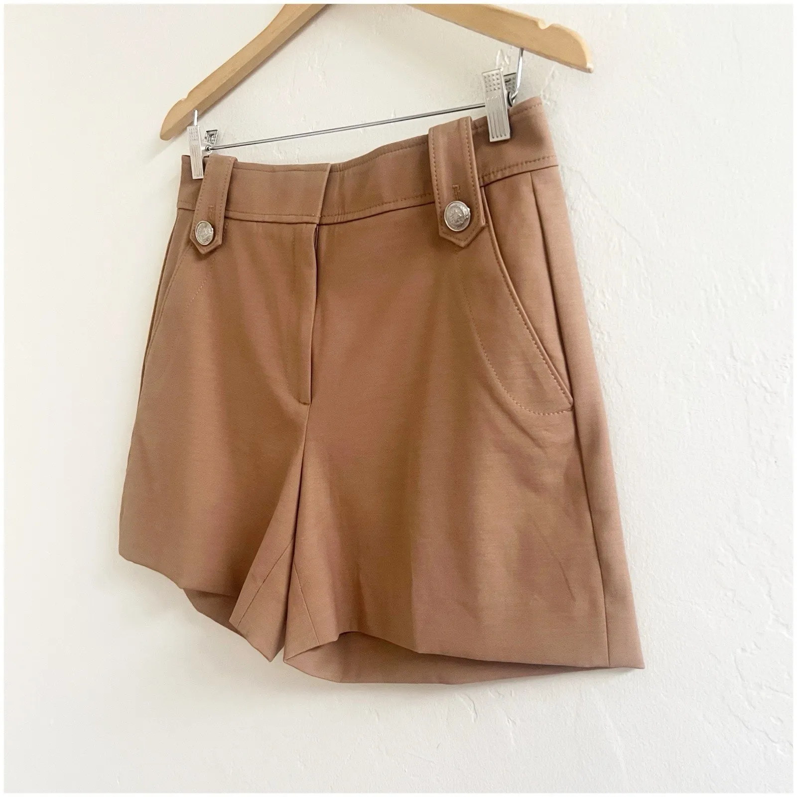 White House Black Market Tan High Rise Shorts Military Buttons NWOT Size 8 - Image 2