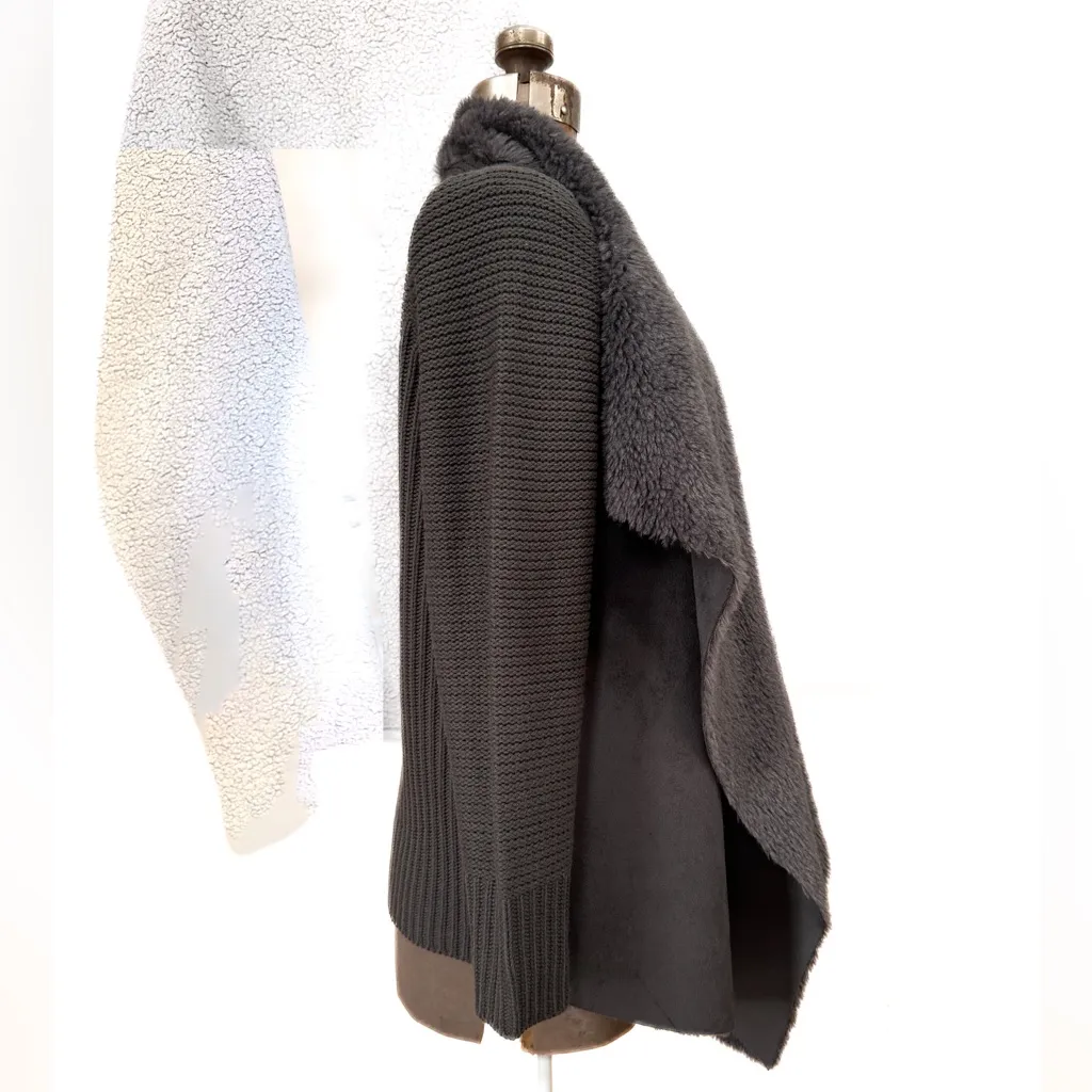 Chelsea & Theodore Faux Suede
Fur Knit Sweater Jacket Cardigan
Gray Gray Size 1X - Image 3