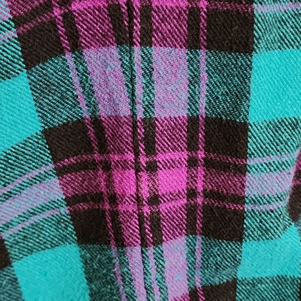 Bit & Bridle  Teal Purple Plaid Cotton Flannel Button Down Size Small - Image 5