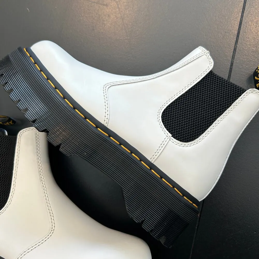 Dr Martens 2976 Quad Women Smooth Leather Chelsea Platform Boots White Black NEW - Image 8