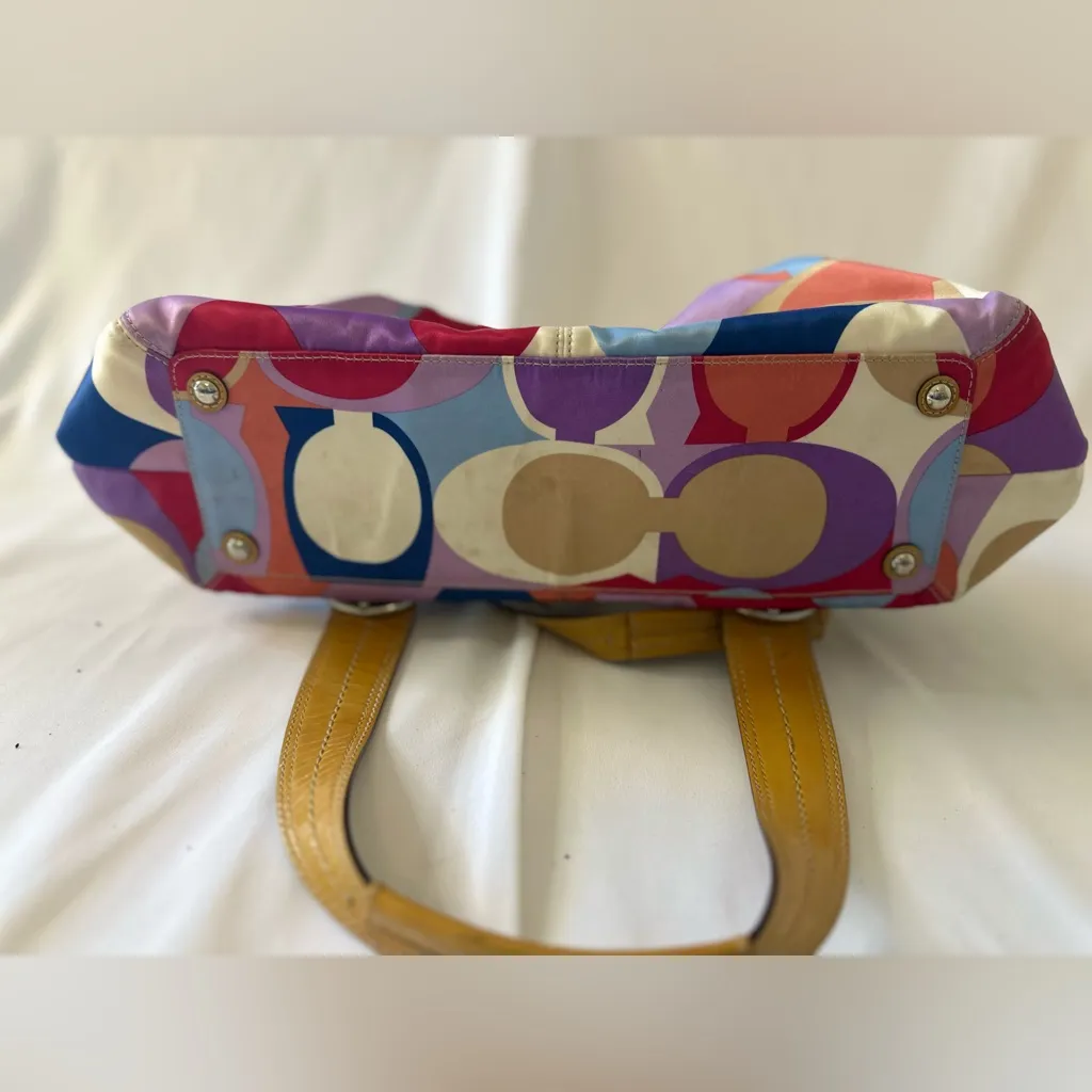 COACH #13798 Colorful Sateen Signature  Soho Pleated Purse  Tote Patent Leather - Image 5