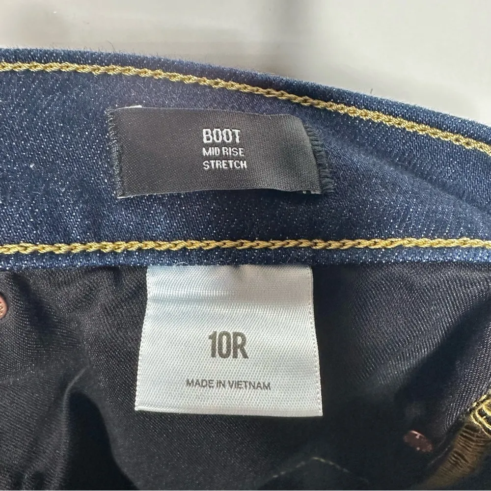 Express NWT Mid Rise Rinse Bootcut Jeans in Dark Wash Size 10 - Image 9