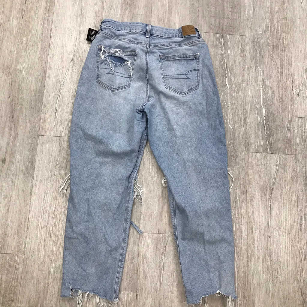 American Eagle Distressed Light Blue Jeans - size 10 short. - Image 2
