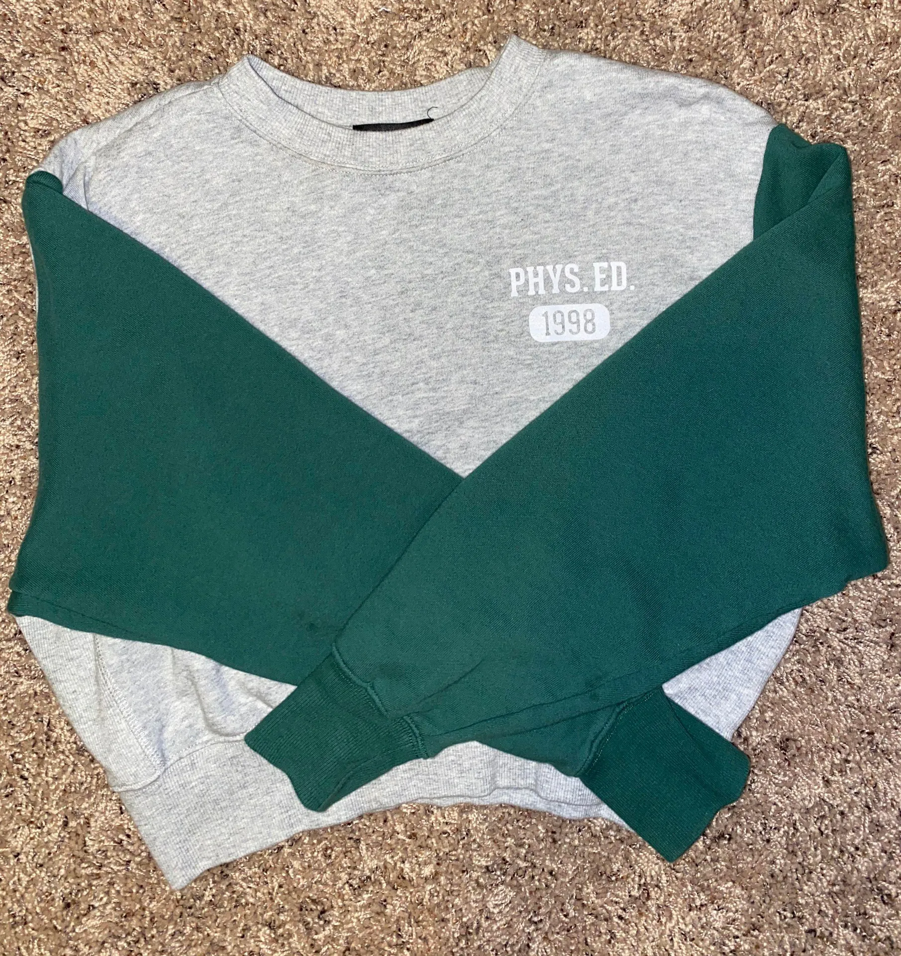 LA Hearts Green Cropped Sweatshirt - Image 3