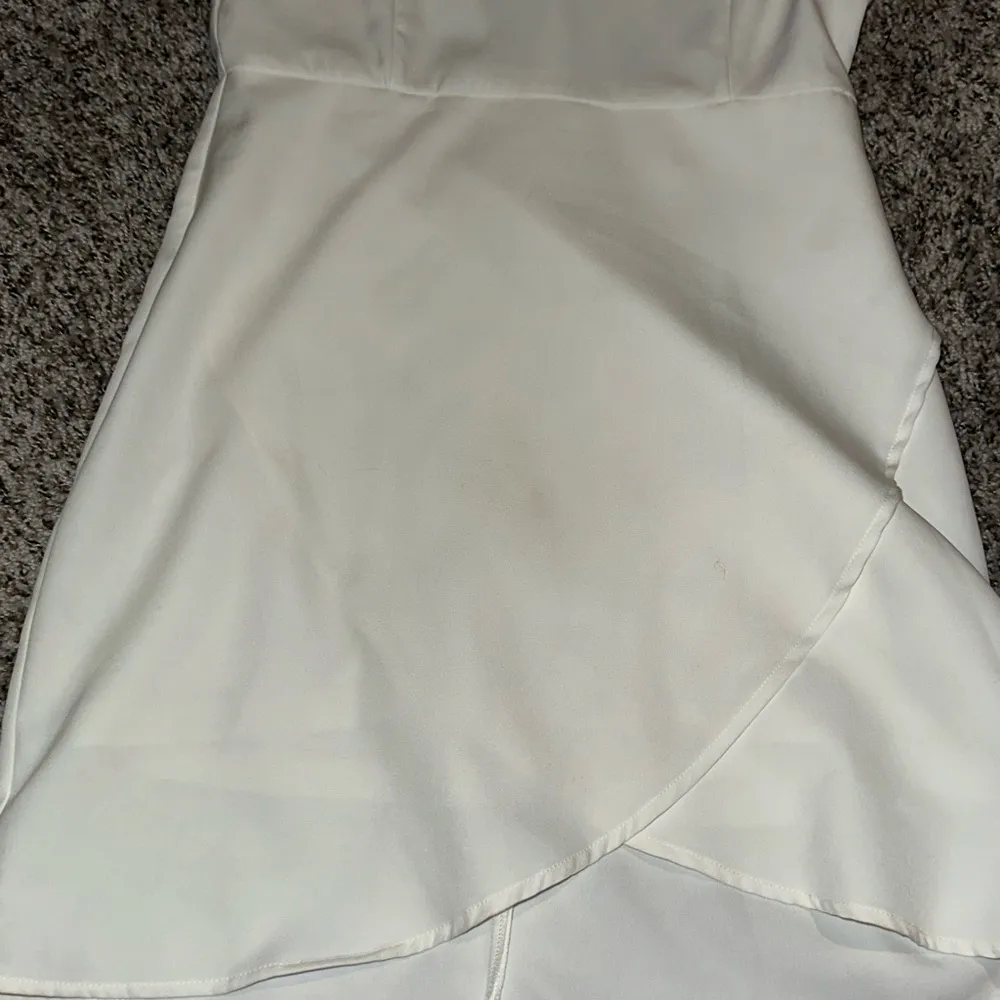 TCEC White Frilly Mid Dress - Image 2