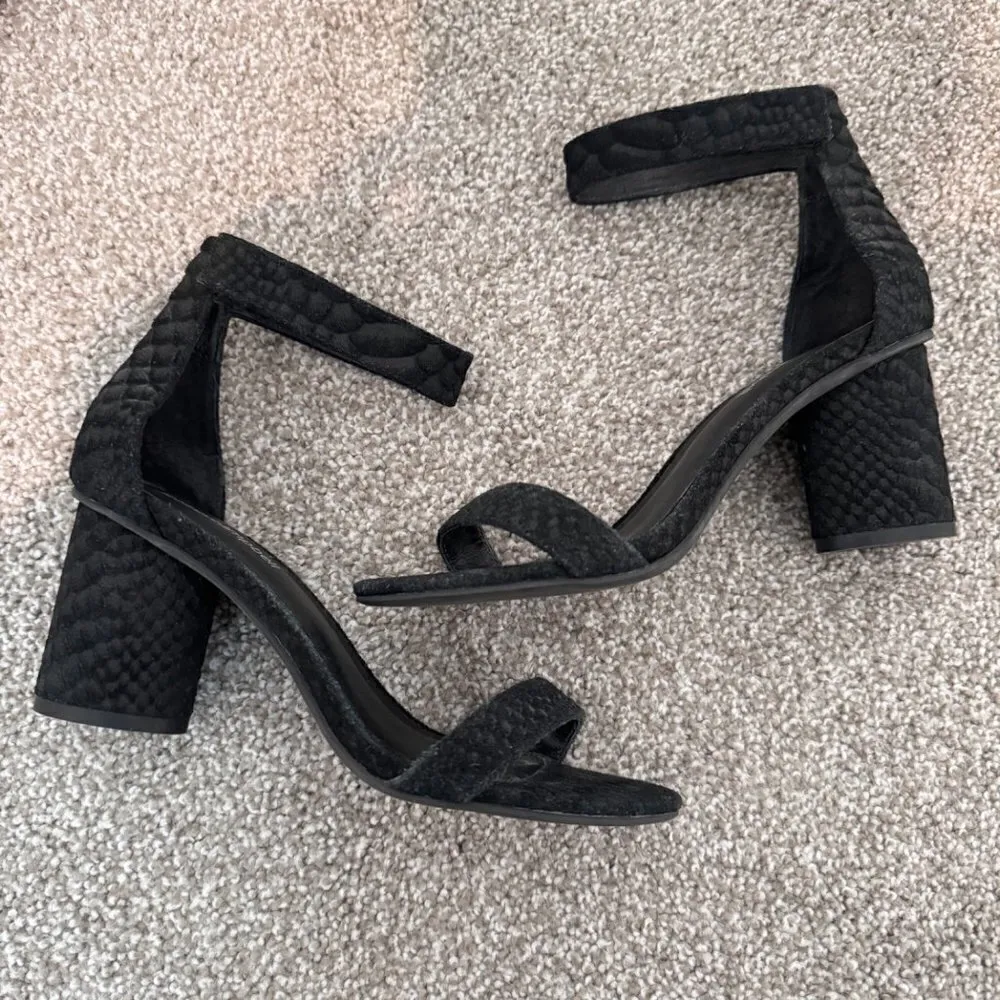 Jeffrey Campbell Laura Open Toe Ankle Strap Heels in Black Party Dressy Size 6.5 - Image 2