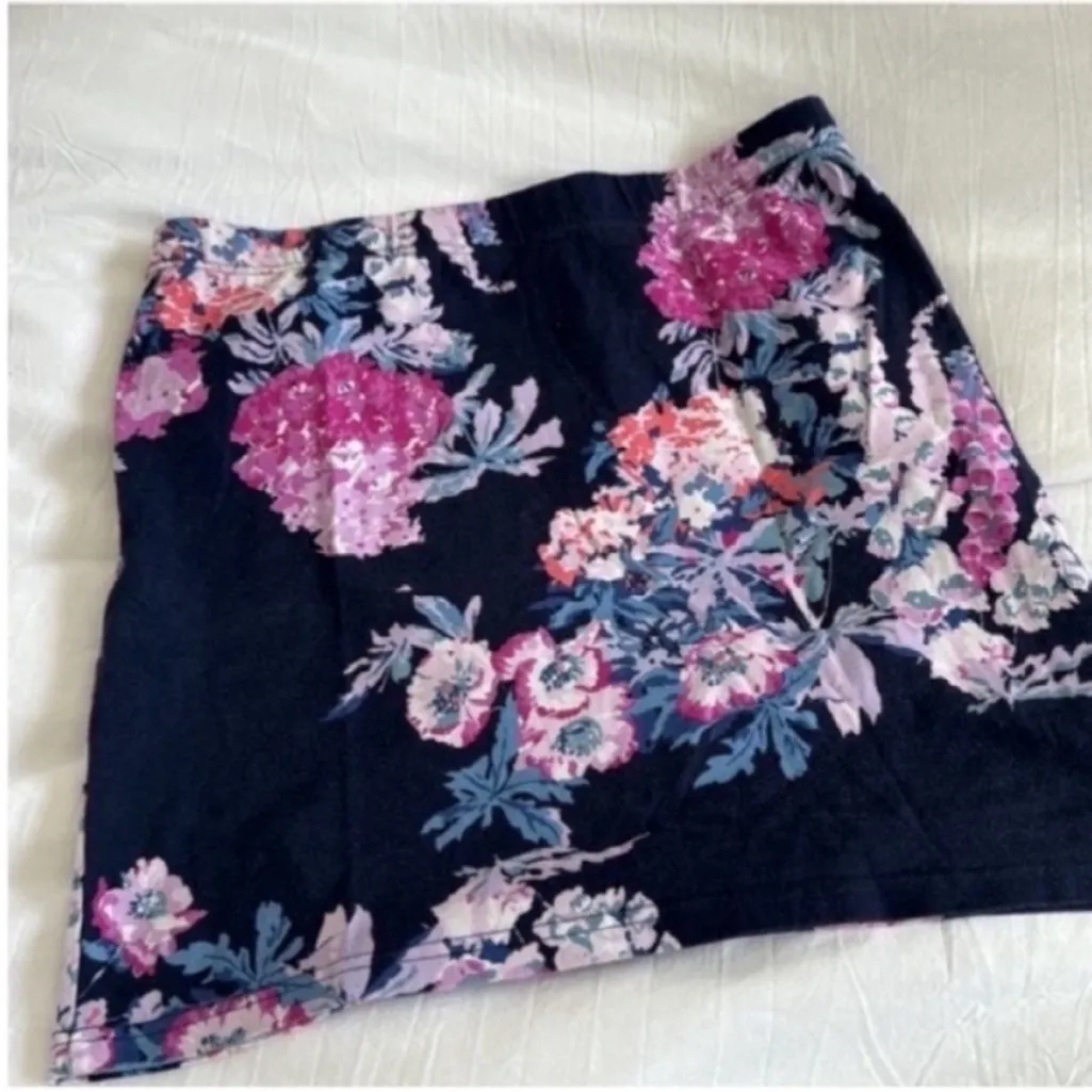 Joules Floral Pencil Skirt in Navy with Pink and Blue Accents Size 12 - Image 12