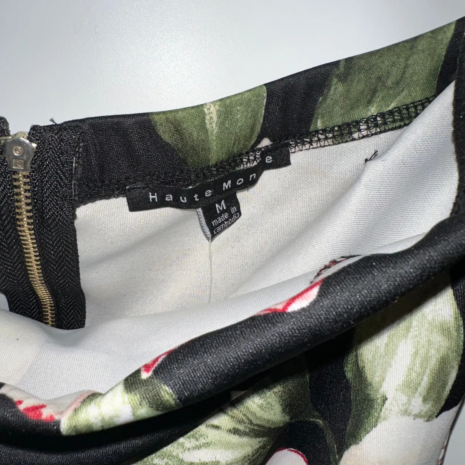 Haute Monde Black With Cream Floral Design Bodycon Midi Strapless Dress Medium - Image 4