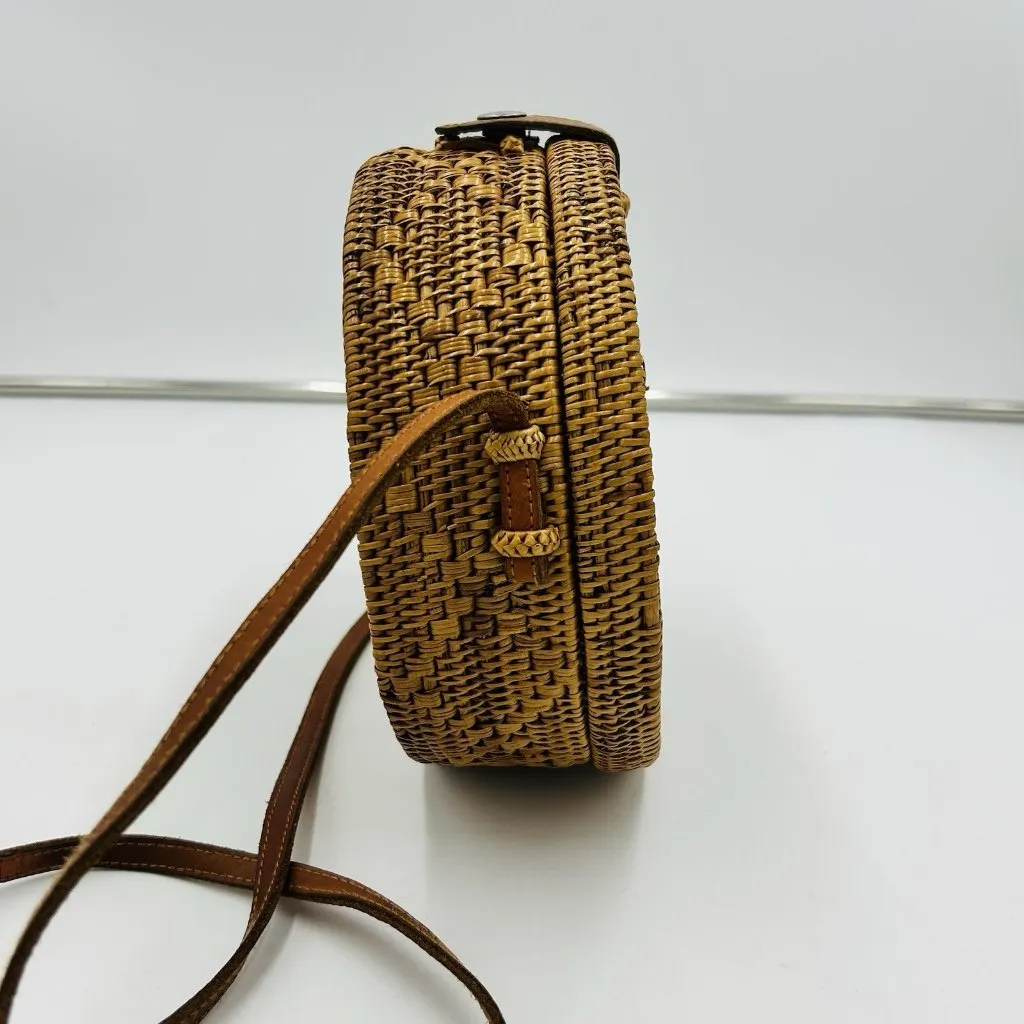 Vintage Street Level Wicker Rattan Basket Weave Crossbody Handbag Round - Image 6
