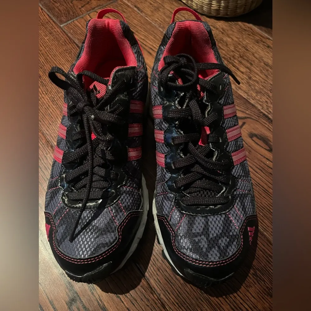 New With Box Addidas Women’s Thrasher 1.1 Running Shoes Lace Up in Size 7.5 - Image 2