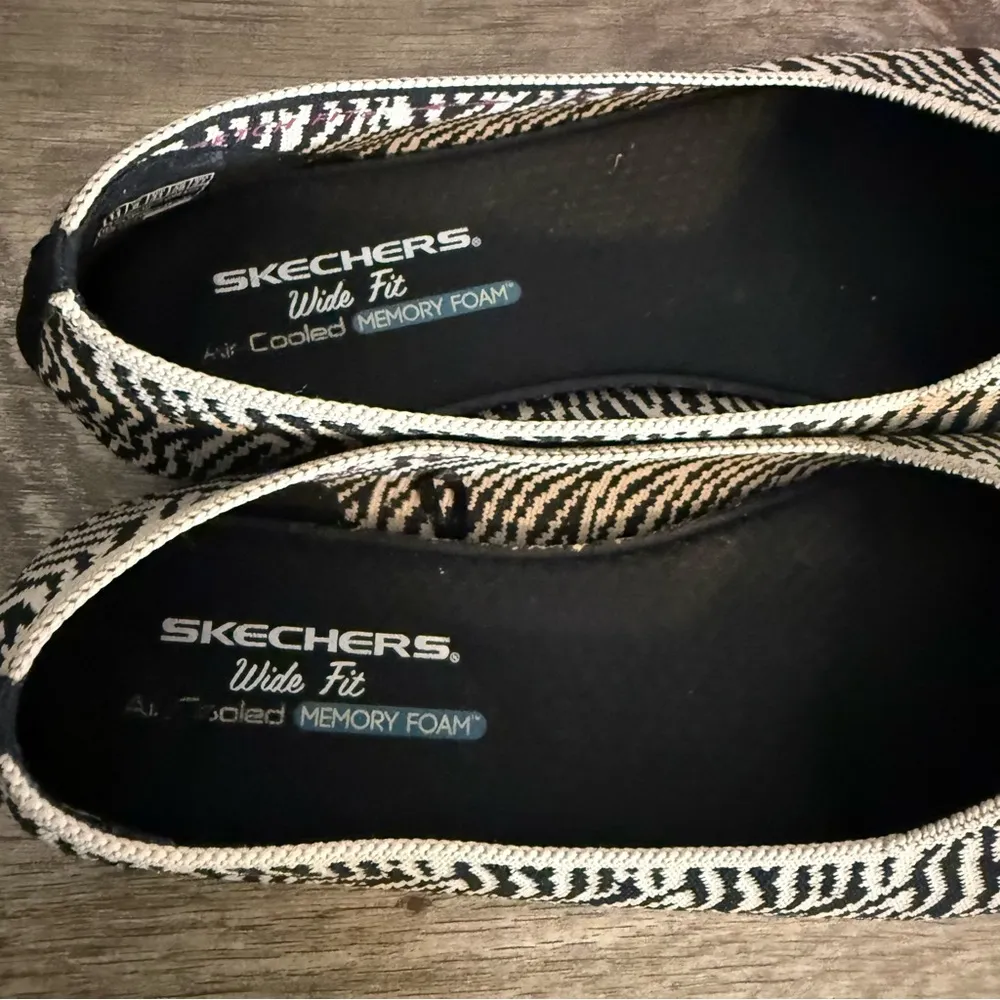 Skechers Cleo Stretch Fit Flats Shoes Wide Fit 11 Natural/Black Stripe Memory - Image 5