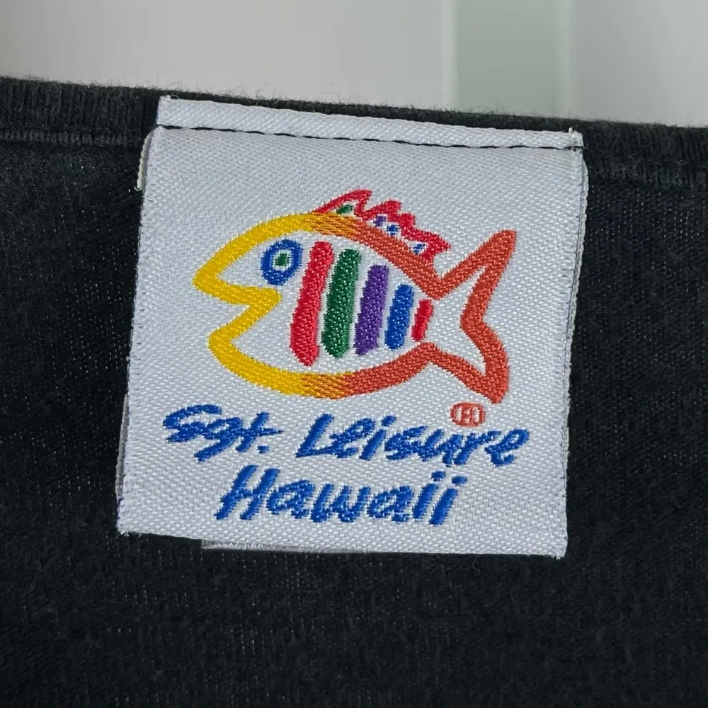 SGT Leisure Hawaii XL Embroidered Maui Flower Graphic Top 90's Vintage Nature Black - Image 4