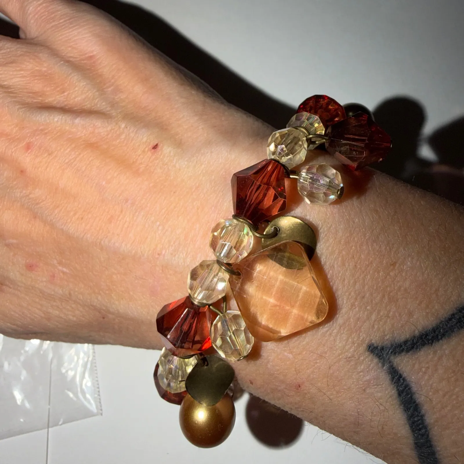 Premier Designs Mixed Bead Bracelet Copper Gold Tone Red Crystal Charm Bangle - Image 3