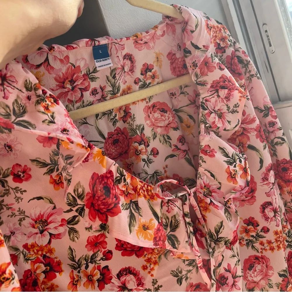 Pink ruffle peplum tie waist floral pink blouse v neck puff sleeve - Image 12