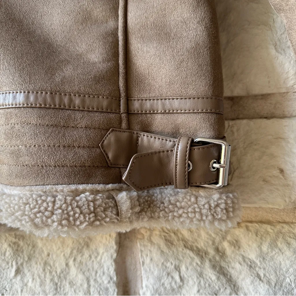 Zara Women's Tan Faux Suede Biker Jacket - Image 5