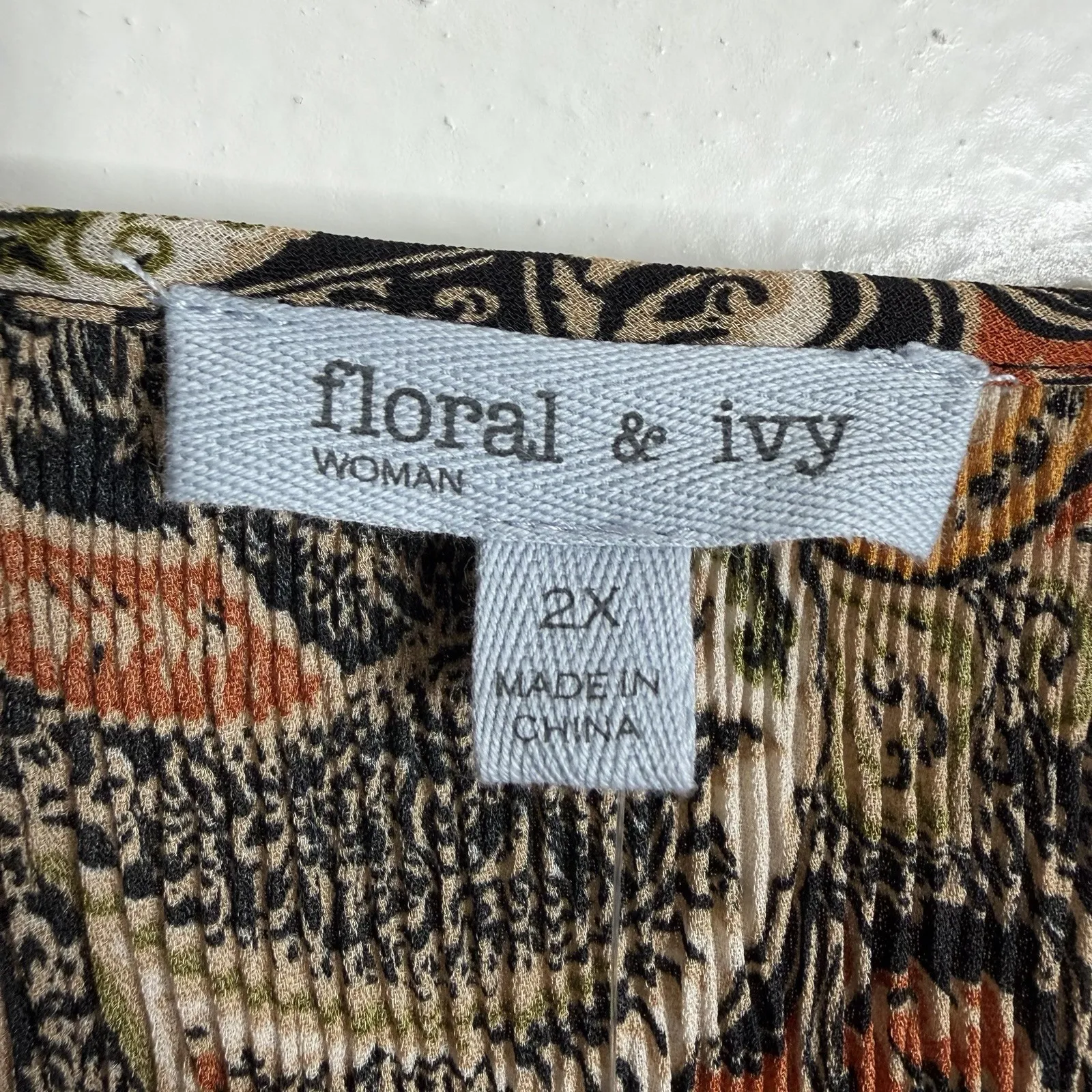 NWT Floral & Ivy Boho Paisley Pleated Peplum Top 2X Rust & Black Balloon Sleeves Size XXL - Image 4