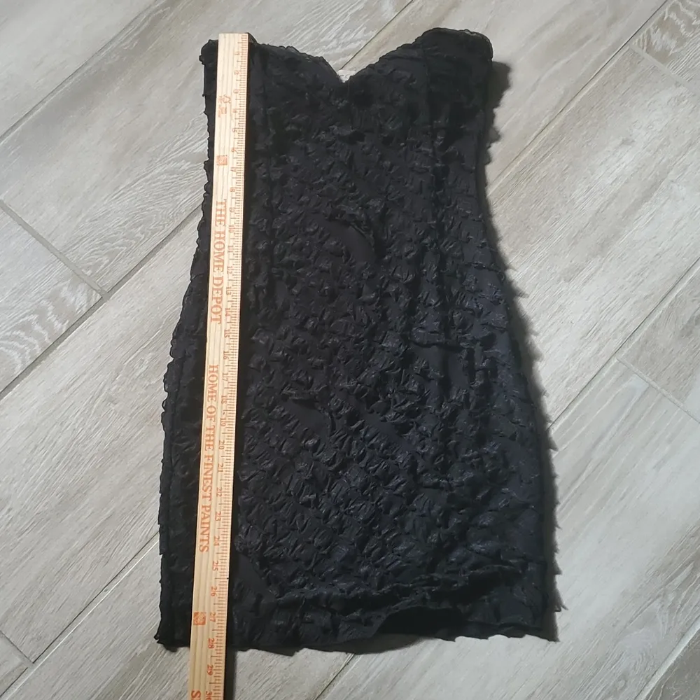 Love Note Love Notes Ruffle Bodycon Strapless Dress - Image 9