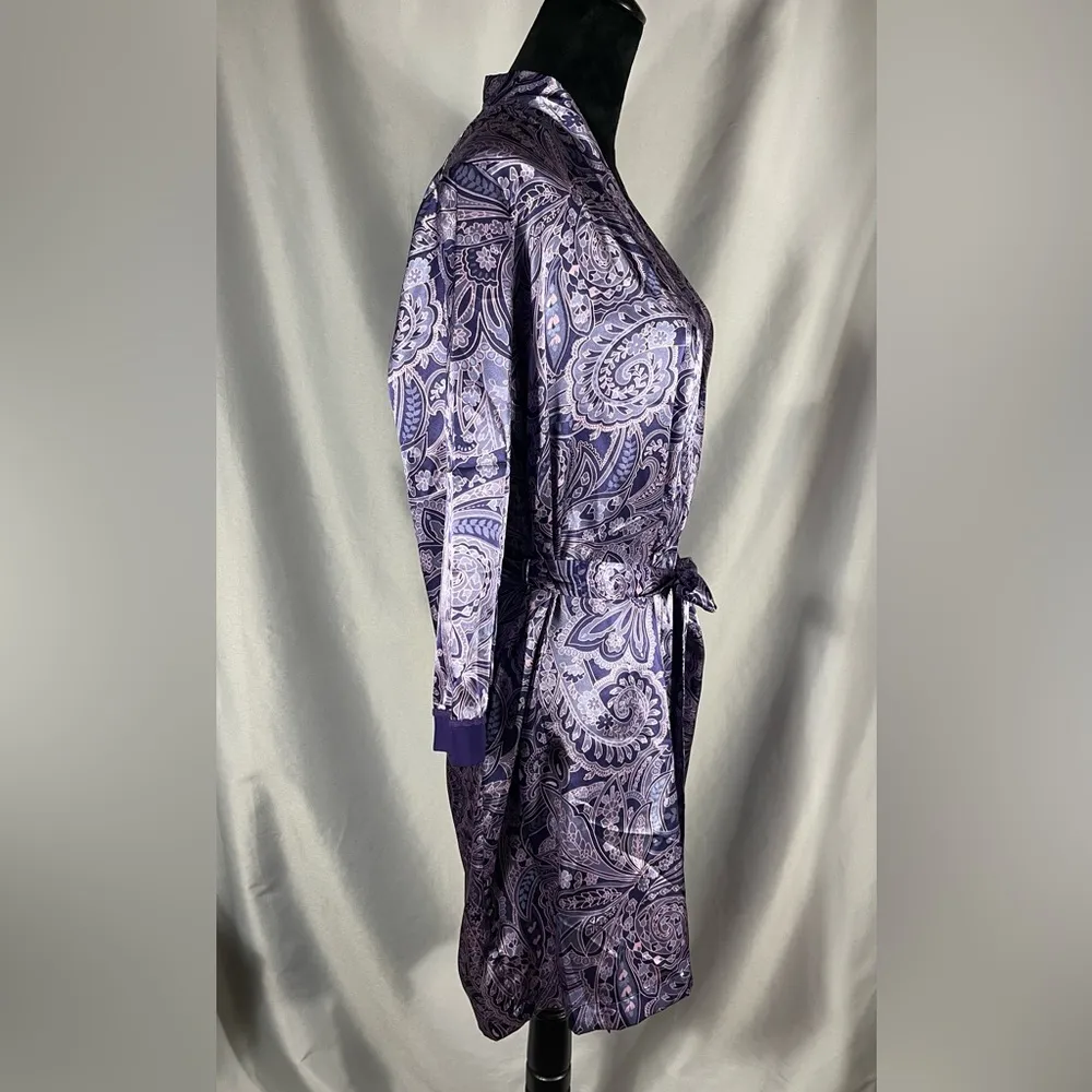 Liz Claiborne Women’s Loungewear Satin Feel Purple Paisley Robe Size M NWOT - Image 4