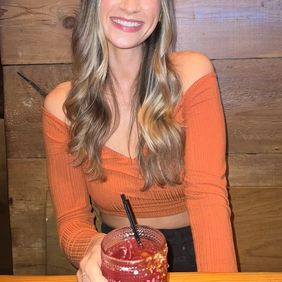 Tularosa Lizzie Top Burnt Orange Off-Shoulder Crop Top - Image 2