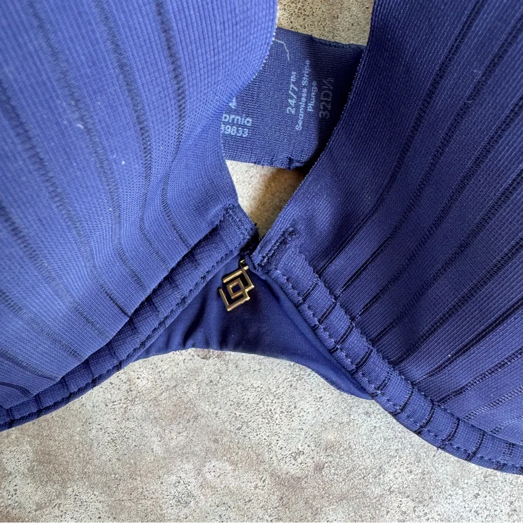 ThirdLove 24/7 Seamless Stripe Plunge Bra size 32D 1/2 - Image 4