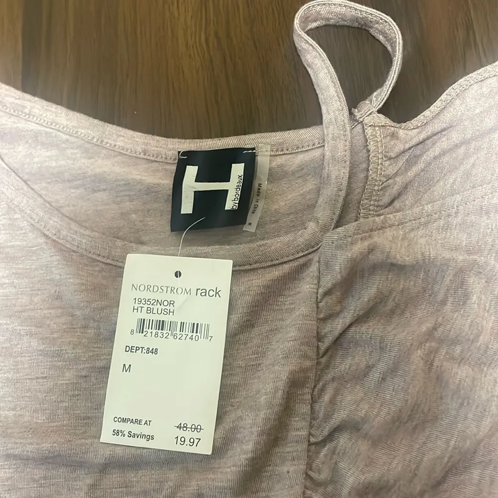 H by Bordeaux Blush Flouncy Cold Shoulder Short Sleeve Top $48 NWT M - Image 5