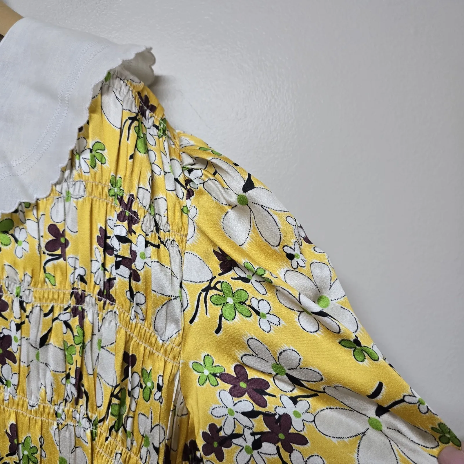 Miu Miu Yellow Floral Puff Sleeve Dress Peter Pan Collar Size 44 IT / US 8 Italy - Image 3