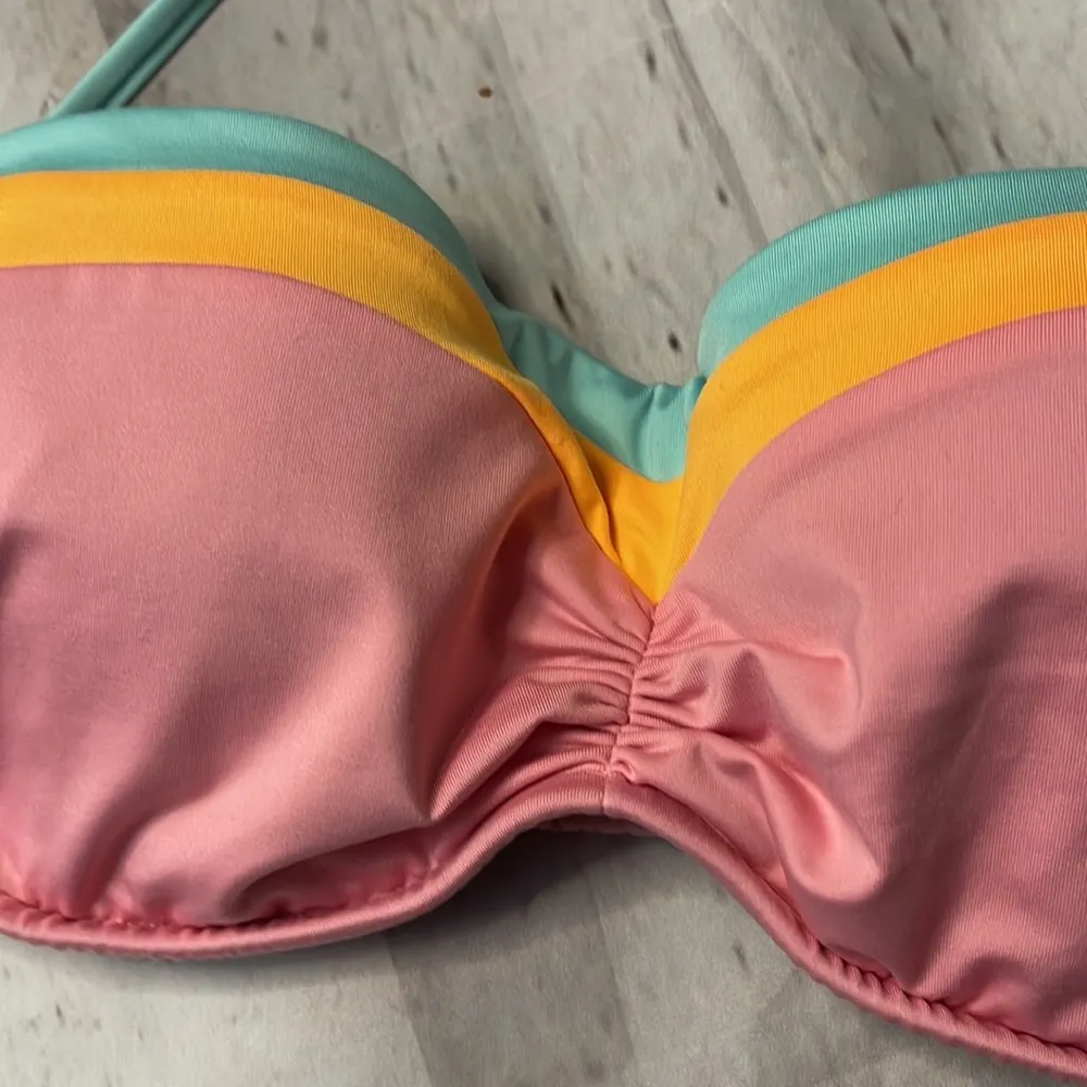 Brand new medium Victoria’s Secret swim top - Image 2