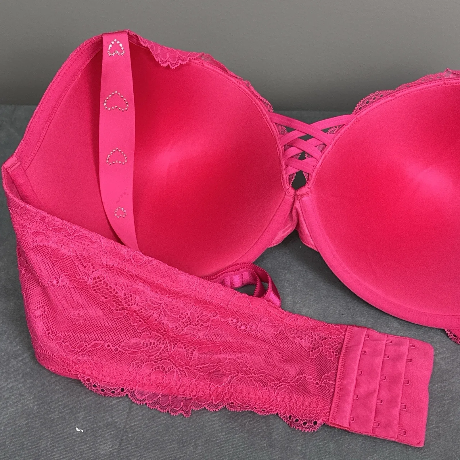 Torrid XO Push-Up Plunge Diamante Bra Size 46DD Rhinestone Hearts Pink Underwire - Image 16
