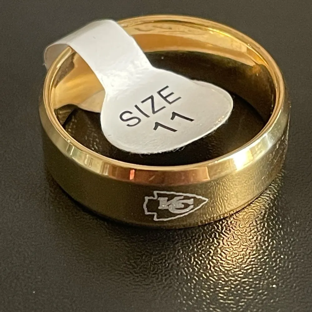 8mm Kansas City chiefs gold ring size 11 - Image 4