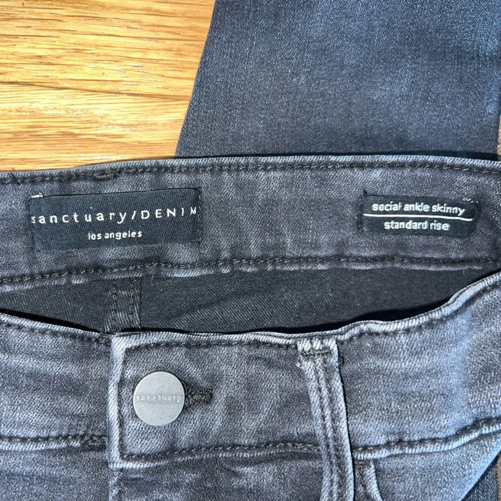 Sanctuary Women's Skinny Jeans - Black with Leopard Accents - Image 3