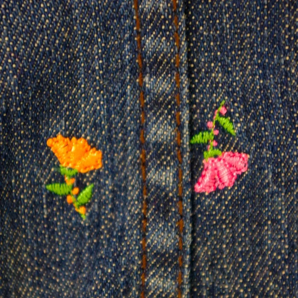 Liz Claiborne Ladies' Floral Embroidered Stretch Denim Jacket Medium - Image 4