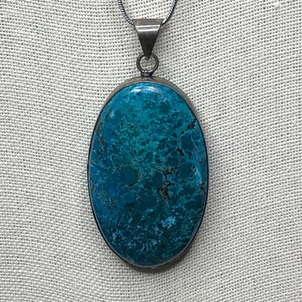 VINTAGE Turquoise and Sterling Silver Pendant on New Sterling Silver Snake Chain - Image 3