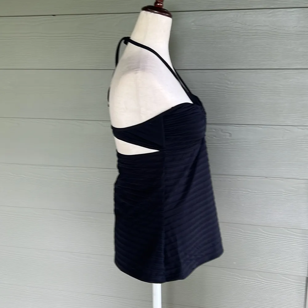 St. John  Tankini Swim Top - Image 9