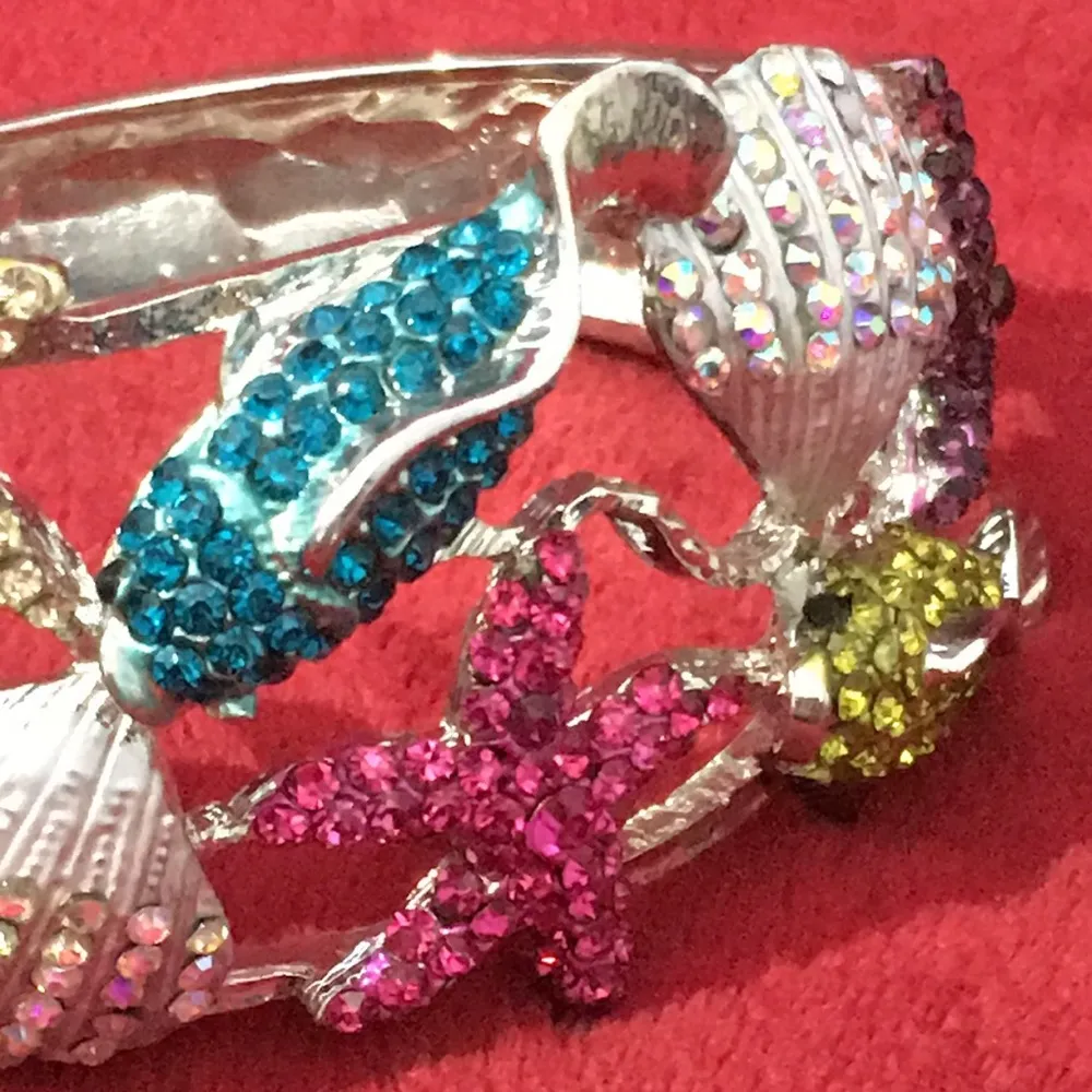 Ladies’ Beach Theme Spring - Image 3