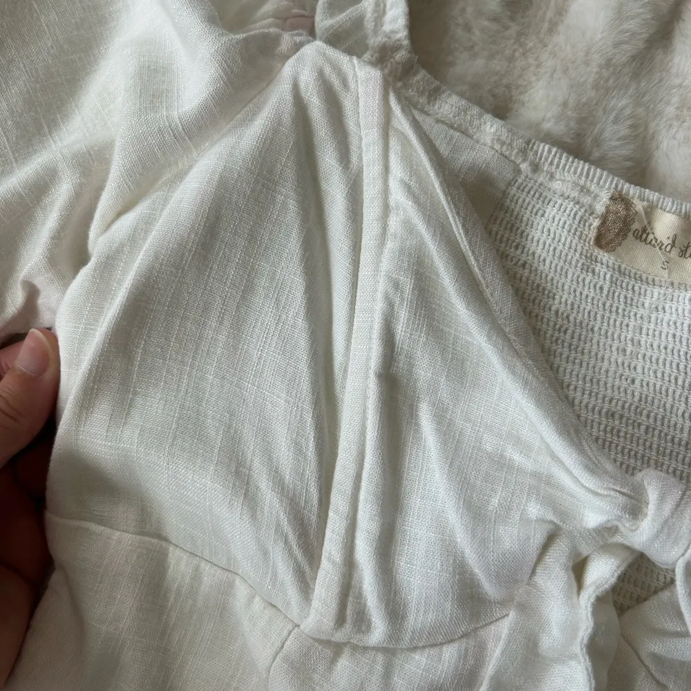 Altar'd State White Puff Sleeve Crop Top - Image 4