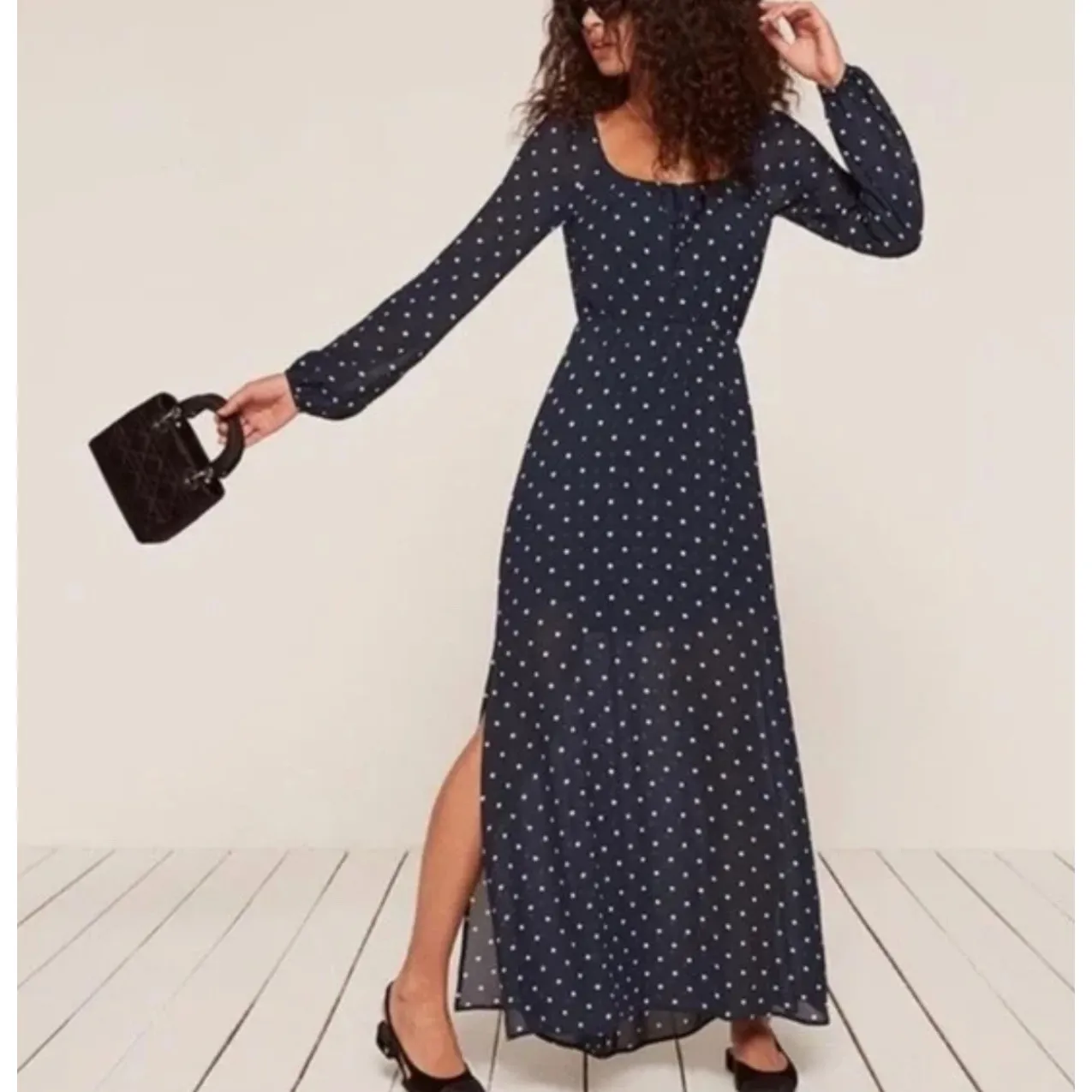 Reformation Augusta Dress Long Sleeve Side Slit in Punto Navy Polka Dot‎ Size XS Blue - Image 2