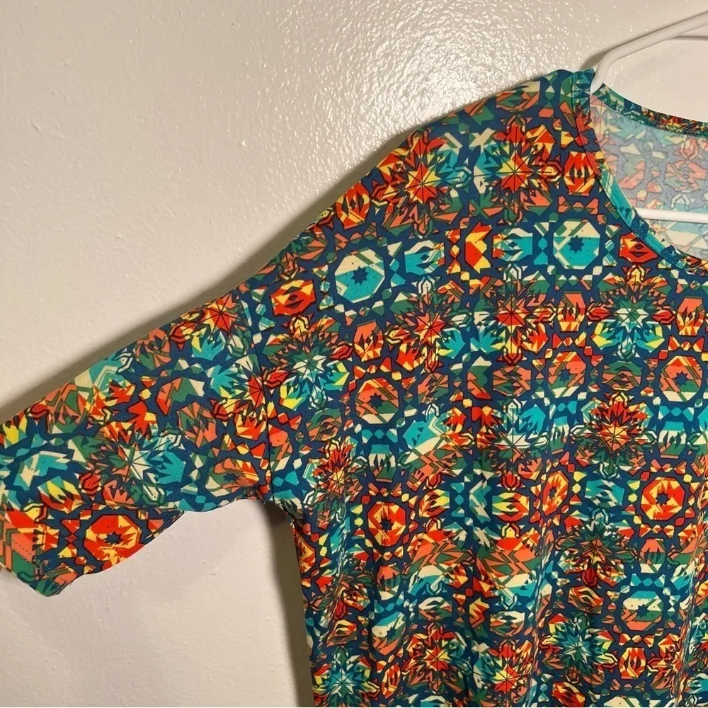 Lularoe Irma Tunic Top Blue Geometric - Image 5