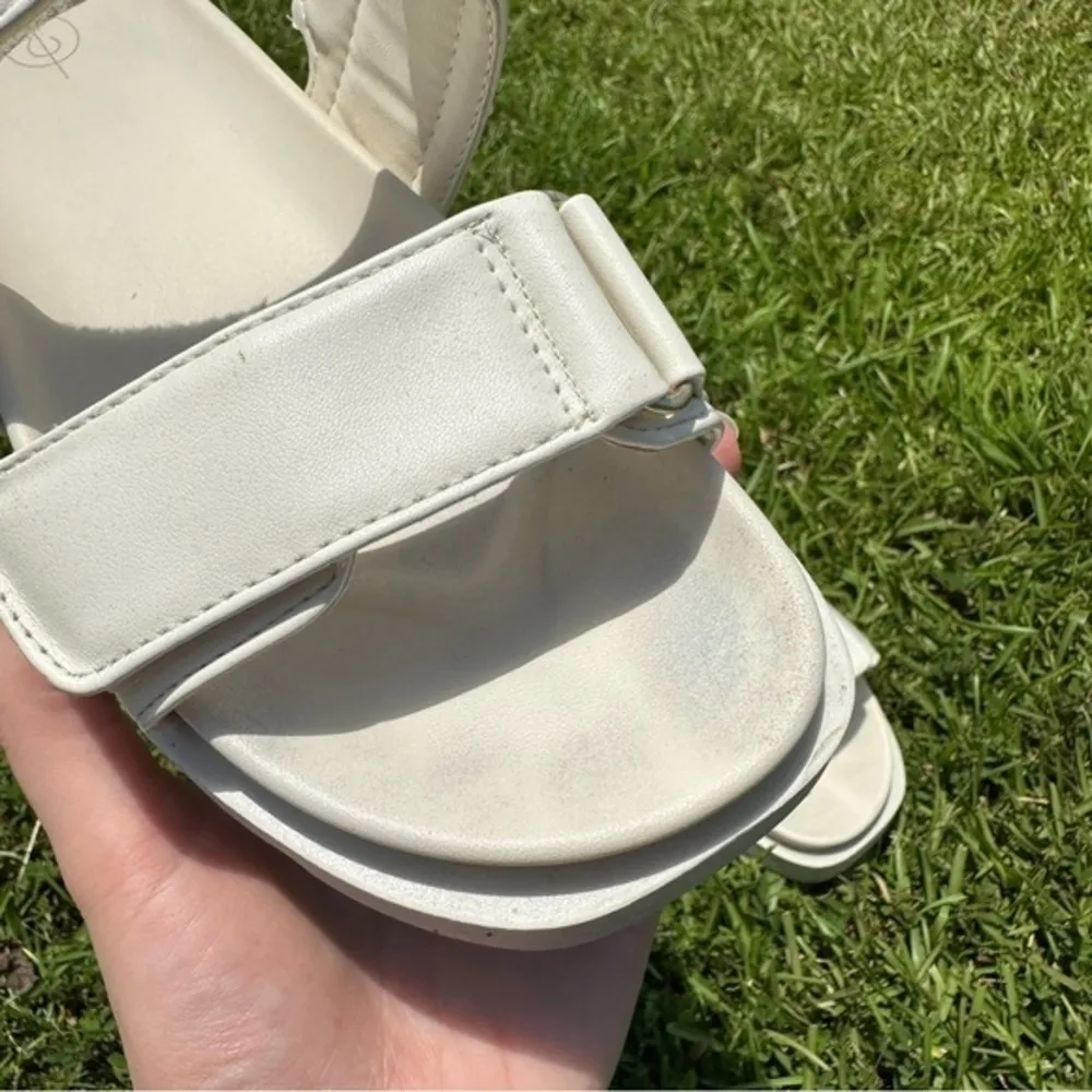 Stradivarius beige adjustable double strap slip sandals in size 7 - Image 5