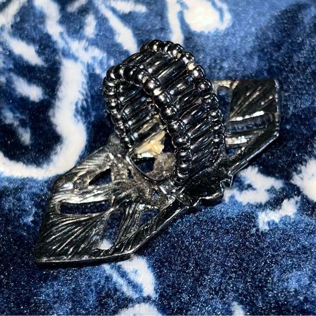 Art Deco Style Cocktail Stretch Statement Ring Black Enamel & Clear Crystals Silver - Image 9