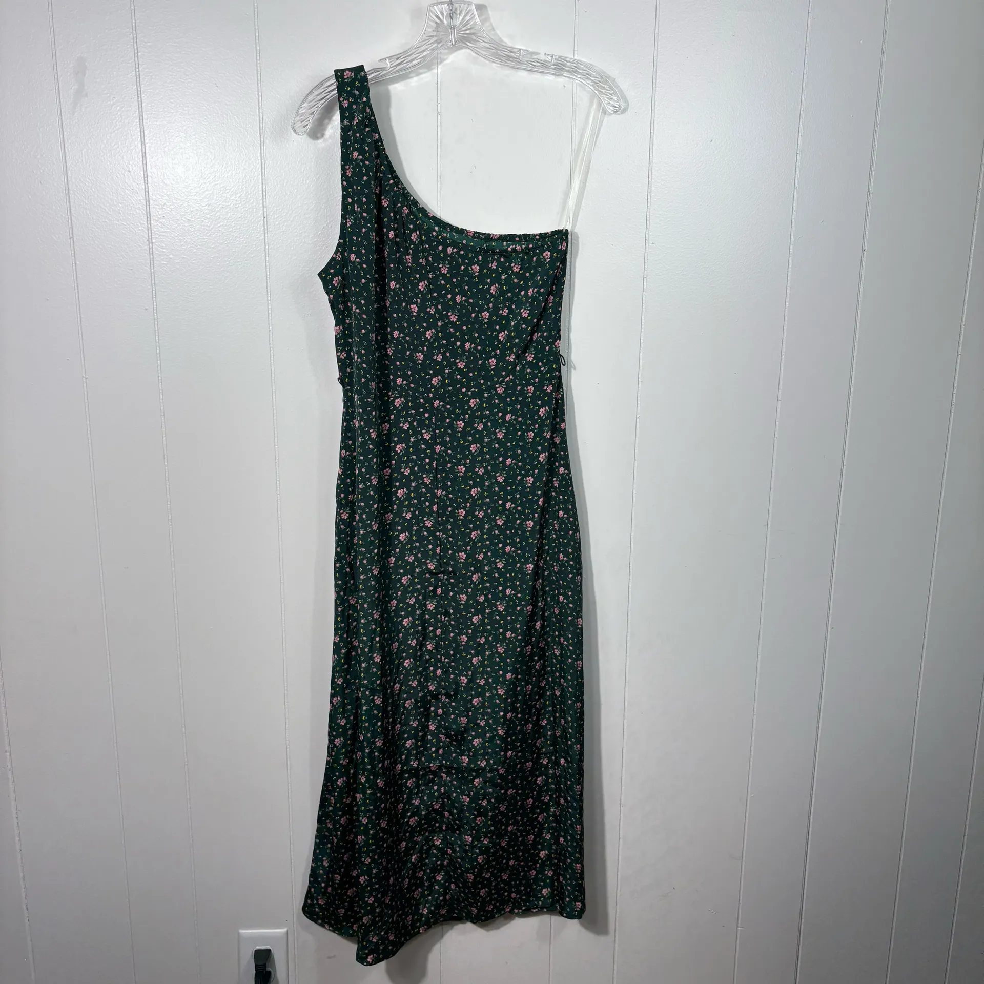 American Eagle Dark Green Pink Ditsy Floral Silky One Shoulder Dress Medium NWT - Image 5