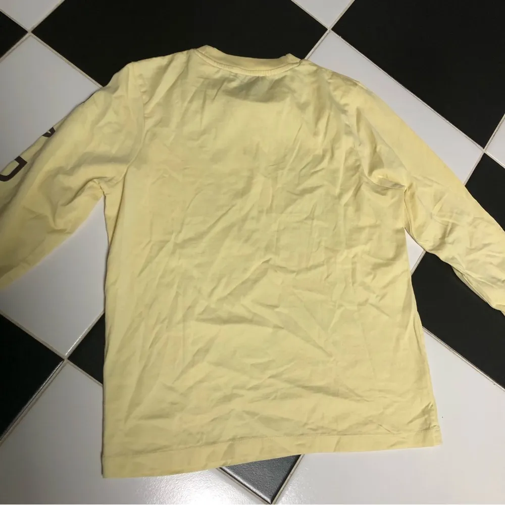 Les Coyotes De Paris Long Sleeve Pale Yellow Graphic T - Image 6