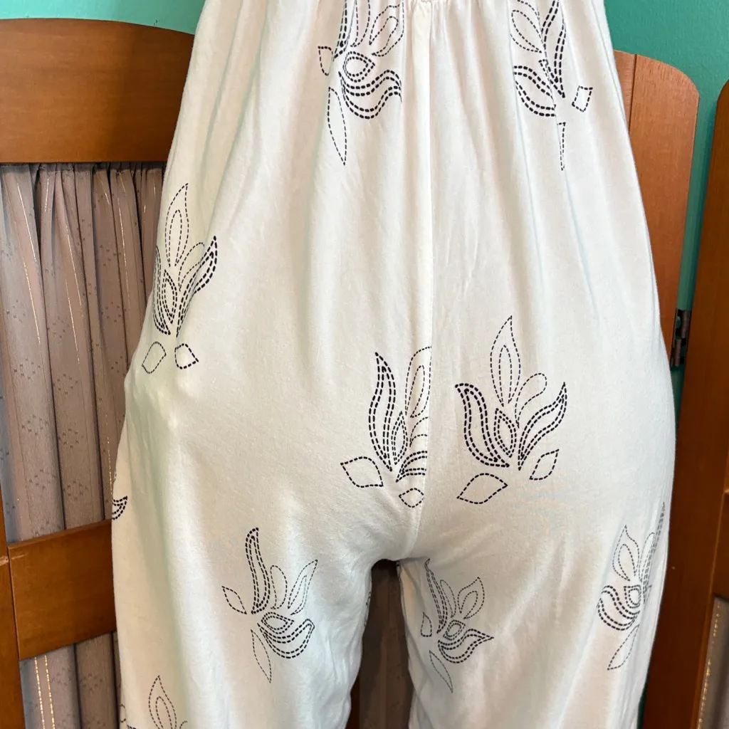 Floral Strapless Jumpsuit White Size undefined - Image 9